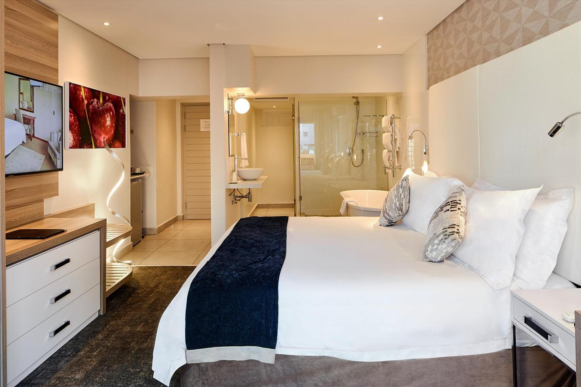 First Group Riviera Suites Cape Town Eksteriør bilde